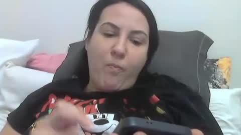 Snapshot of sexy_slimm25 chatting on November 2025 09:17:01 PM Slimm online show from November 2025 09:17:01 PM