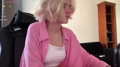 Sexy-Sweets online show from September 2025 10:15:01 AM