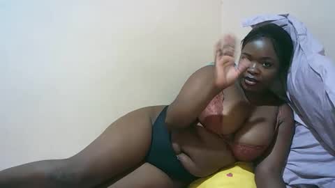 Snapshot of sexy_tiffah33 chatting on February 2026 10:08:01 PM Tiffah online show from February 2026 10:08:01 PM