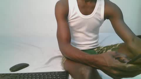 Snapshot of sexy_troy88 chatting on May 2026 04:27:02 PM Cedric cj online show from May 2026 04:27:02 PM