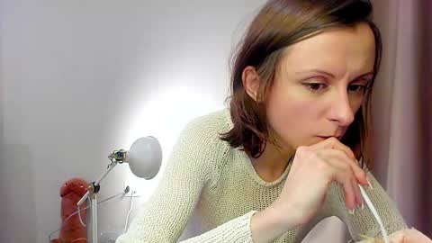 Mandy Green online show from October 2025 06:52:01 PM