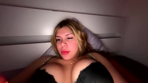 sexyaleja001 online show from January 2026 06:46:02 PM
