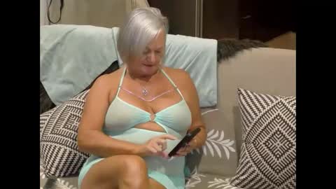 Sexy GILF Allie Kay online show from September 2025 02:27:01 AM