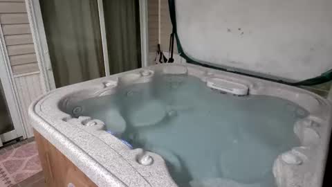 Kali  Brent online show from October 2025 07:08:01 AM