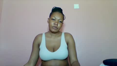 Snapshot of sexyapple2002 chatting on September 2025 04:57:02 AM sexyapple2002 online show from September 2025 04:57:02 AM