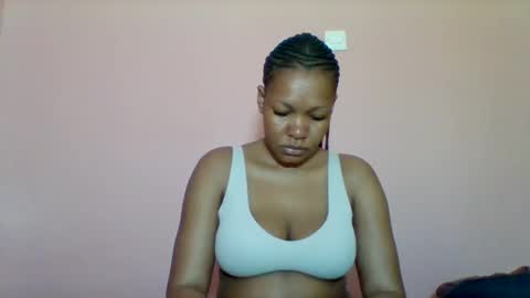 Snapshot of sexyapple2002 chatting on September 2025 06:04:02 AM sexyapple2002 online show from September 2025 06:04:02 AM