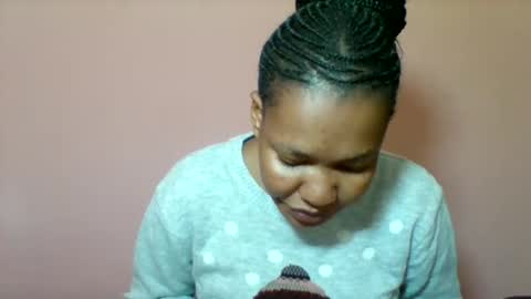 Snapshot of sexyapple2002 chatting on October 2025 12:36:01 PM sexyapple2002 online show from October 2025 12:36:01 PM