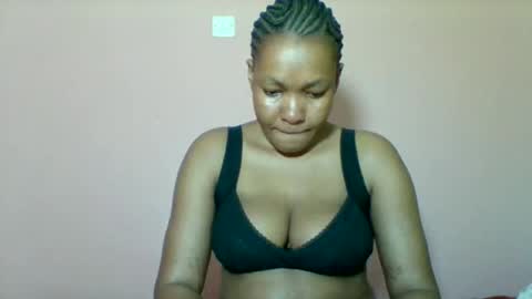 Snapshot of sexyapple2002 chatting on October 2025 10:12:01 PM sexyapple2002 online show from October 2025 10:12:01 PM