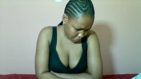 Snapshot of sexyapple2002 chatting on October 2025 12:18:02 PM sexyapple2002 online show from October 2025 12:18:02 PM