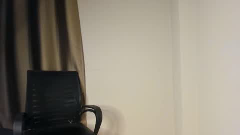 Aru online show from October 2025 11:31:02 AM