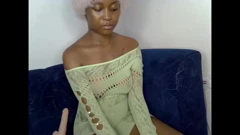 Snapshot of sexyasspetitte_ chatting on June 2026 09:48:01 PM sexyasspetitte_ online show from June 2026 09:48:01 PM