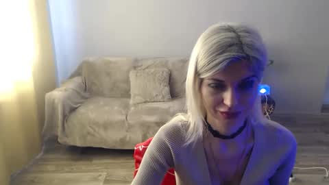 sexybeatriice online show from March 2026 07:26:01 AM