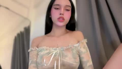 Seraphina Blaze online show from May 2026 11:05:01 AM