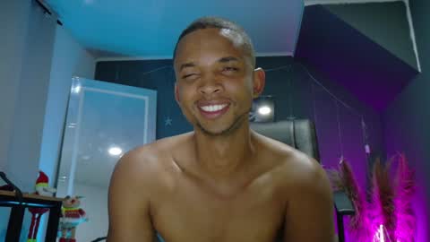 Snapshot of sexyblack1993 chatting on December 2024 11:30:01 PM sexyblack online show from December 2024 11:30:01 PM