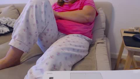 Sexyblonde4u58 online show from February 2025 05:00:01 AM