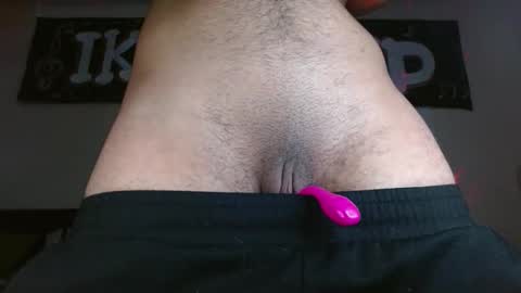 Iker online show from November 2025 06:52:02 PM