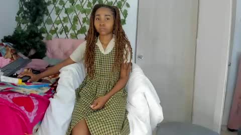 sofia online show from February 2025 11:44:02 AM