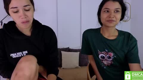 chanell and yina online show from September 2025 01:03:01 PM