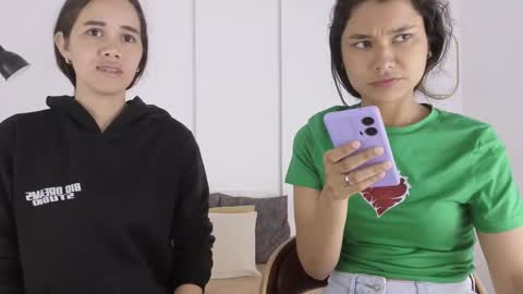 chanell and yina online show from January 2026 01:24:02 PM