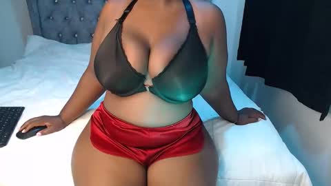 sexychocco online show from November 2025 06:24:01 AM