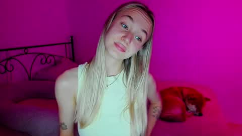 Sophia online show from December 2024 05:46:01 PM