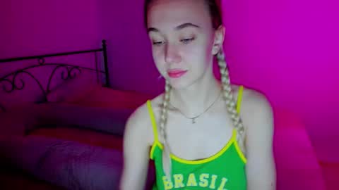 Sophia online show from December 2024 07:54:02 AM