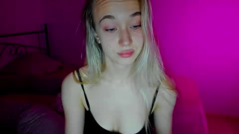 Sophia online show from January 2025 09:18:02 AM