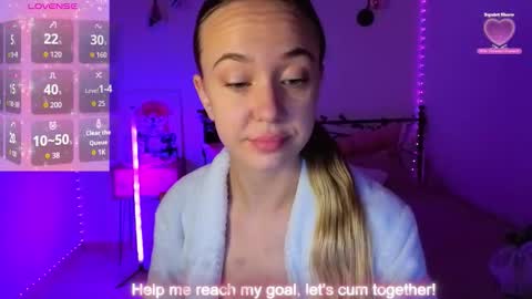 Sophia online show from September 2025 05:31:01 AM