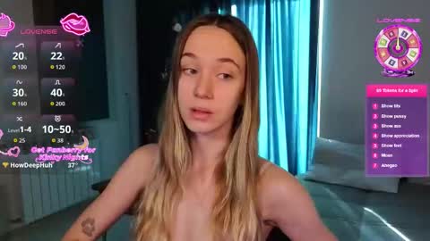 Sophia online show from December 2025 09:59:02 AM