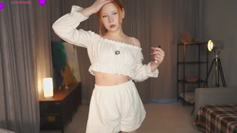 Snapshot of sexycutegirs chatting on January 2026 05:20:01 AM Hello my name is Merry every 200 subs - Hot show Fav patterns 577123 pvt open online show from January 2026 05:20:01 AM