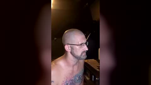Snapshot of sexydaddy115851 chatting on June 2026 05:34:02 AM Jasyn online show from June 2026 05:34:02 AM