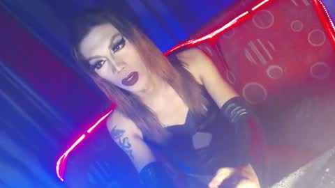 Snapshot of sexydevine_34 chatting on February 2026 07:56:02 PM Devine online show from February 2026 07:56:02 PM