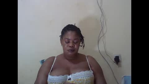 EMILY online show from November 2025 07:16:02 PM