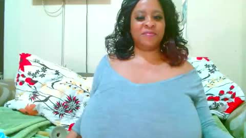 sexyebonylove89 online show from April 2026 01:03:01 AM