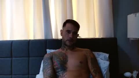 Snapshot of sexyfitdaddy chatting on September 2025 01:13:01 PM Sexy Fit Daddy online show from September 2025 01:13:01 PM