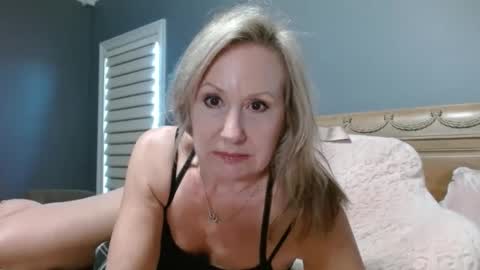 LisaisLuscious online show from January 2025 09:20:01 PM
