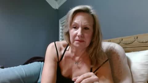LisaisLuscious online show from January 2025 03:21:01 PM