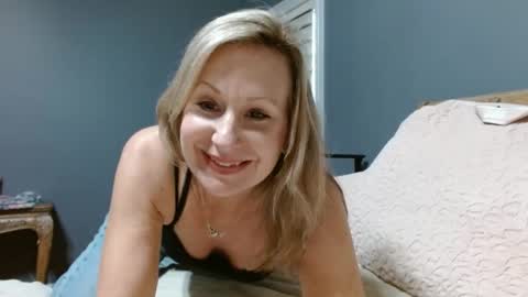 LisaisLuscious online show from February 2025 09:35:02 PM