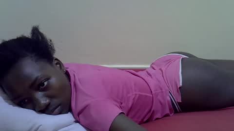 sexyghurl12 online show from December 2025 03:50:02 PM