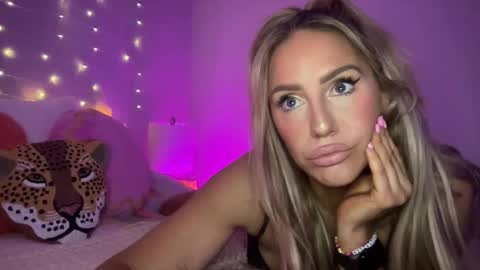 Ashley Love online show from January 2025 10:43:01 AM