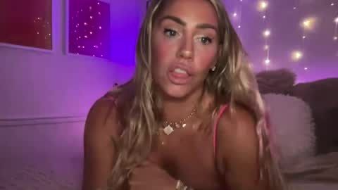 Snapshot of sexygoodvibebabe69 chatting on July 2026 11:50:02 AM Ashley Love online show from July 2026 11:50:02 AM