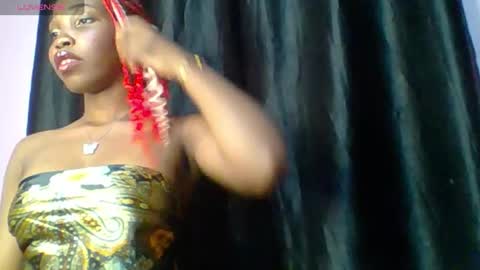 Hailey online show from October 2025 07:00:01 PM