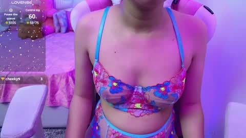 sexyislive online show from February 2025 09:07:02 PM
