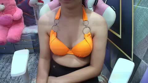 sexyislive online show from November 2025 05:35:02 PM