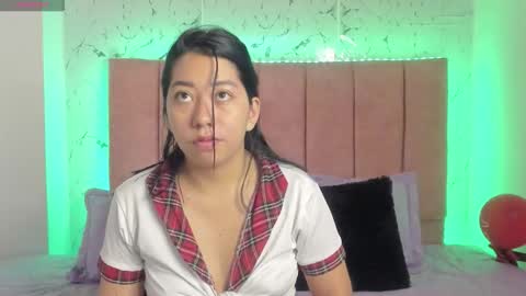 laura online show from September 2025 12:27:02 PM