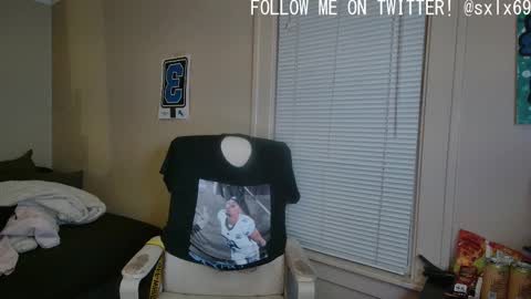 Snapshot of sexylax69 chatting on February 2025 01:36:01 AM sexylax69 online show from February 2025 01:36:01 AM