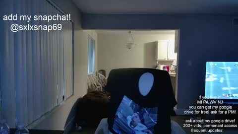 Snapshot of sexylax69 chatting on October 2025 12:36:01 AM sexylax69 online show from October 2025 12:36:01 AM