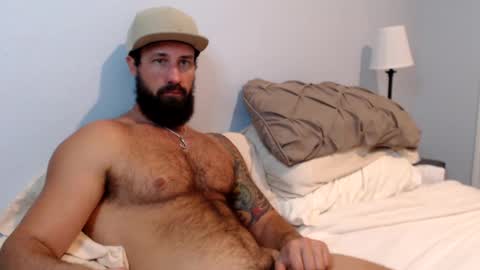 Snapshot of sexymanmk26 chatting on December 2024 10:52:02 PM lets go private im ready to play pvt cum online show from December 2024 10:52:02 PM