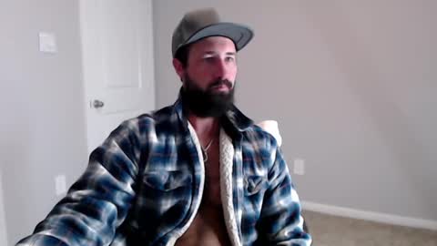 Snapshot of sexymanmk26 chatting on December 2024 01:03:01 PM lets go private im ready to play pvt cum online show from December 2024 01:03:01 PM