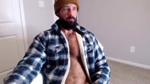 Snapshot of sexymanmk26 chatting on December 2024 01:07:02 PM lets go private im ready to play pvt cum online show from December 2024 01:07:02 PM